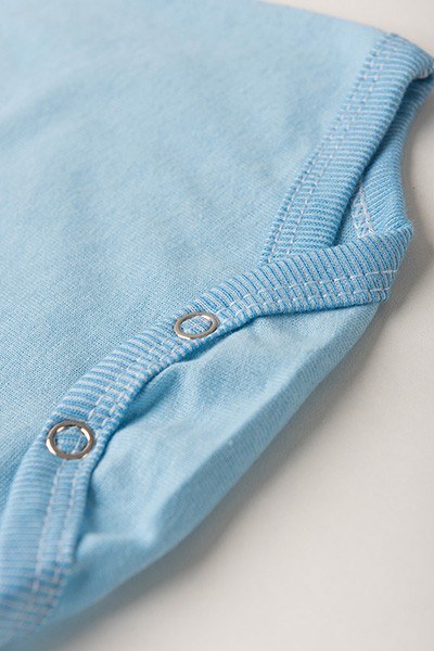 Body Bebê Masculino Meia Malha Azul Liso Manga Curta (RN/P/M/G) - Bebê Fofuxo - Imagem 3